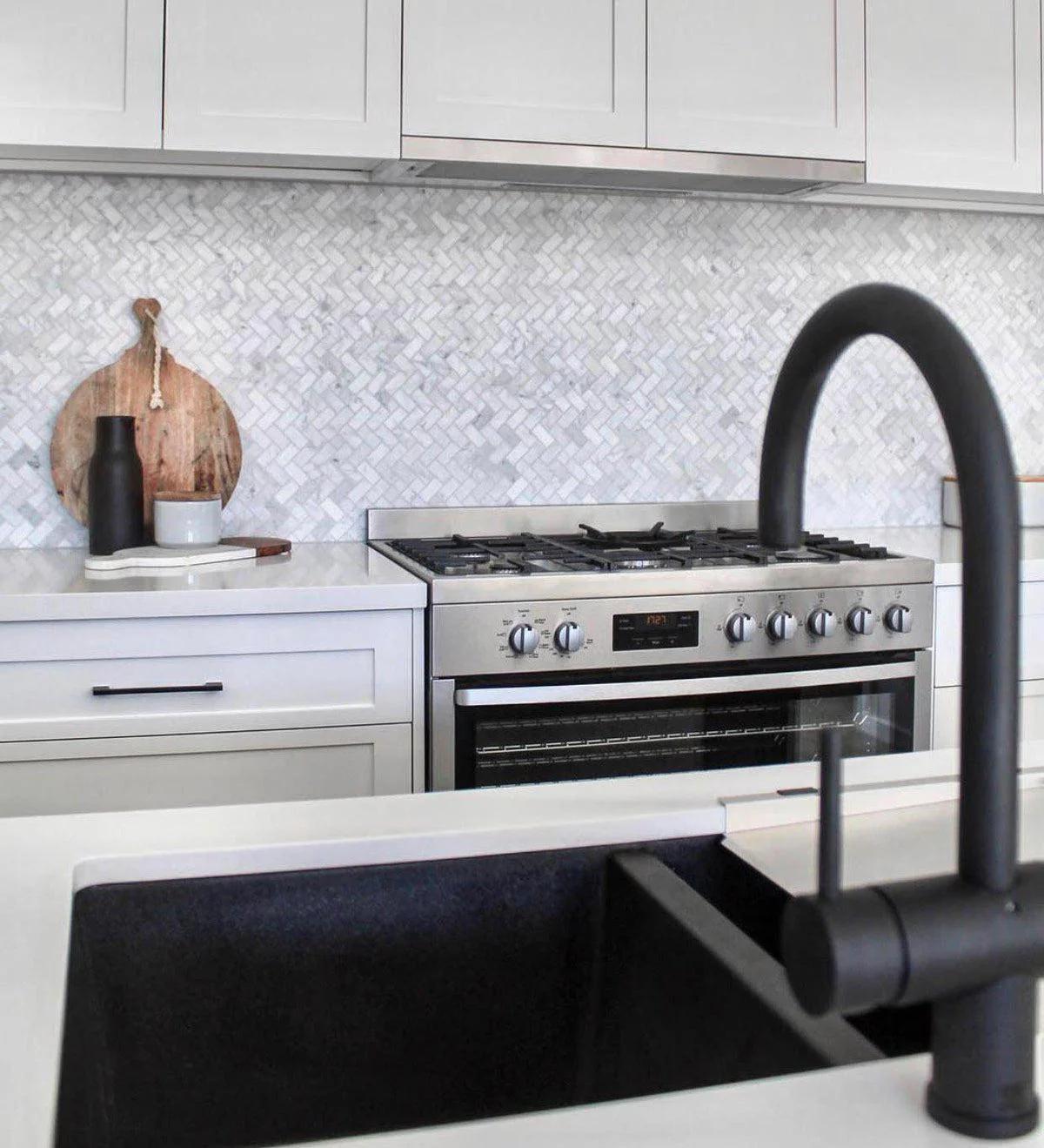 1X2 White Carrara Marble Herringbone Polished Marble Mosaic Tile - Image 5