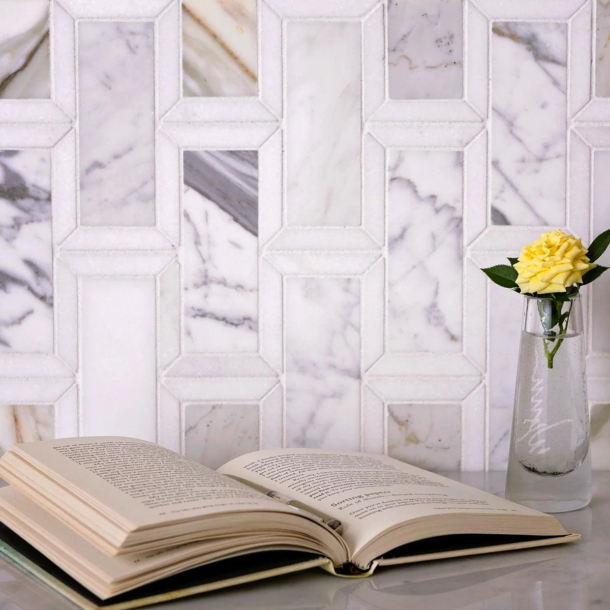 Calacatta Gold & Thassos Bricks Mosaic Tile - Image 3